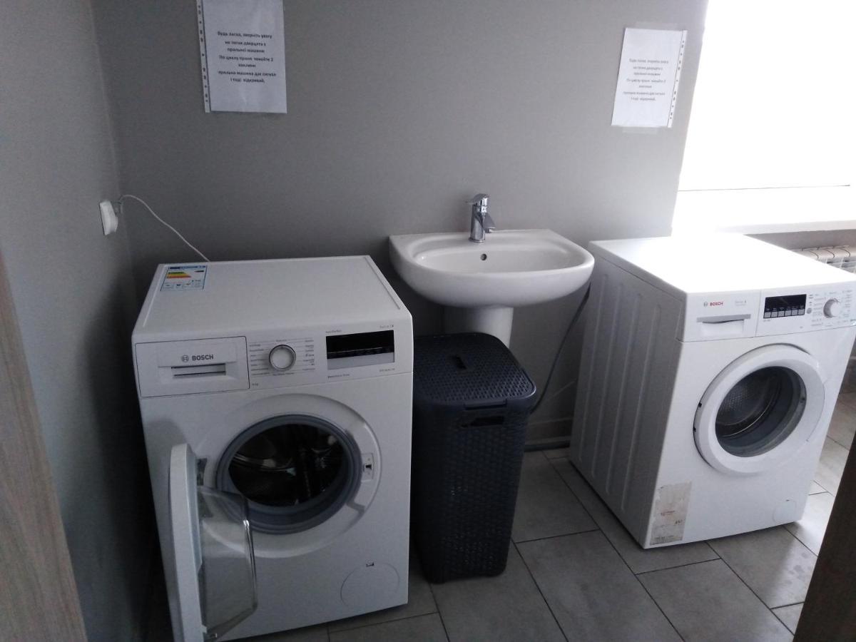 Września Hostel Helios מראה חיצוני תמונה