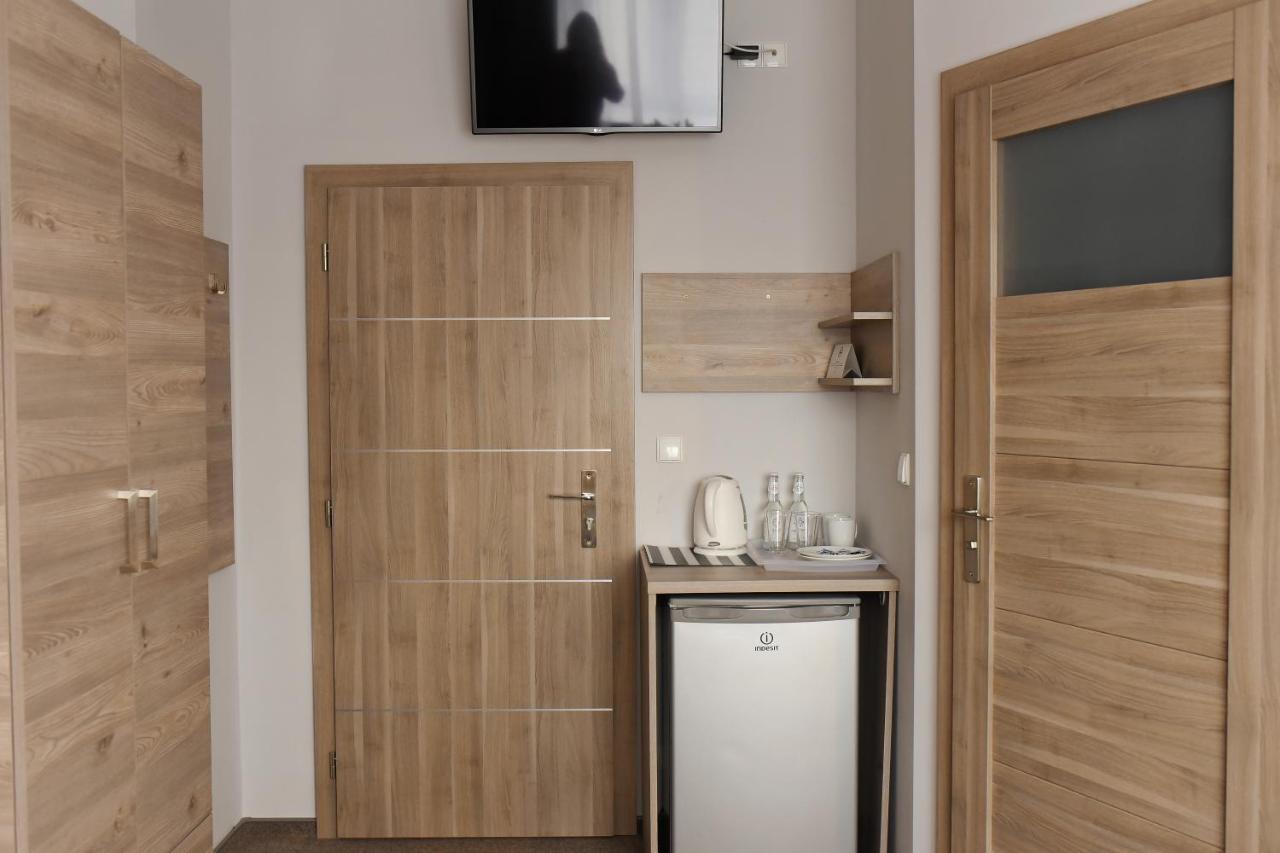 Września Hostel Helios מראה חיצוני תמונה