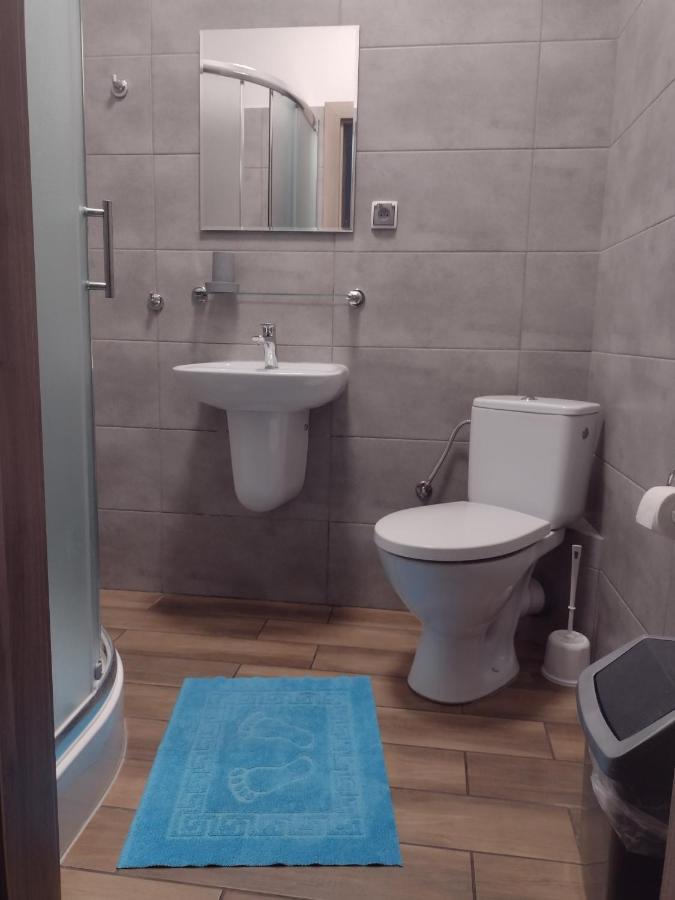 Września Hostel Helios מראה חיצוני תמונה