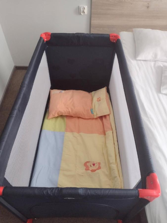 Września Hostel Helios מראה חיצוני תמונה