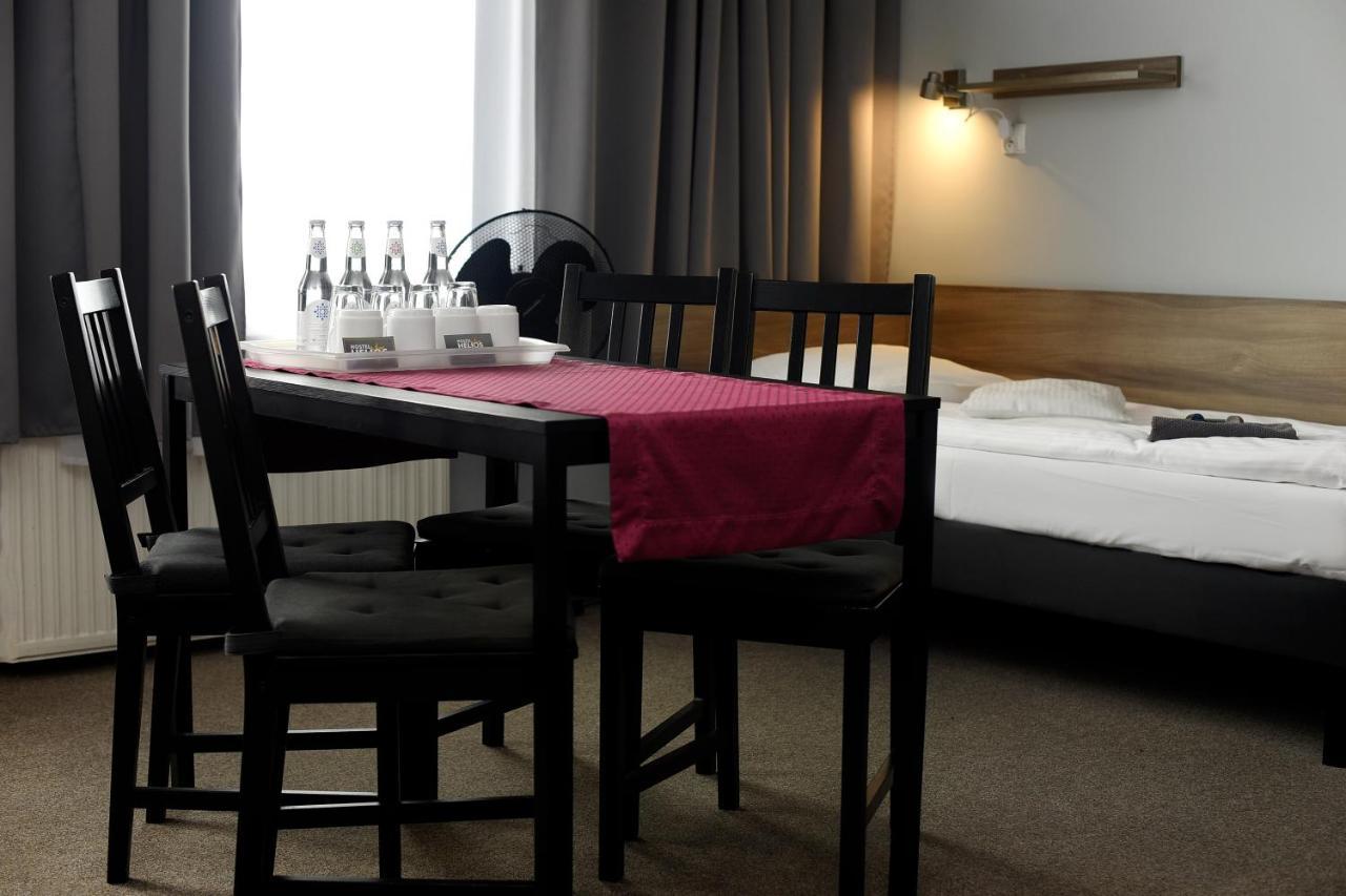 Września Hostel Helios מראה חיצוני תמונה