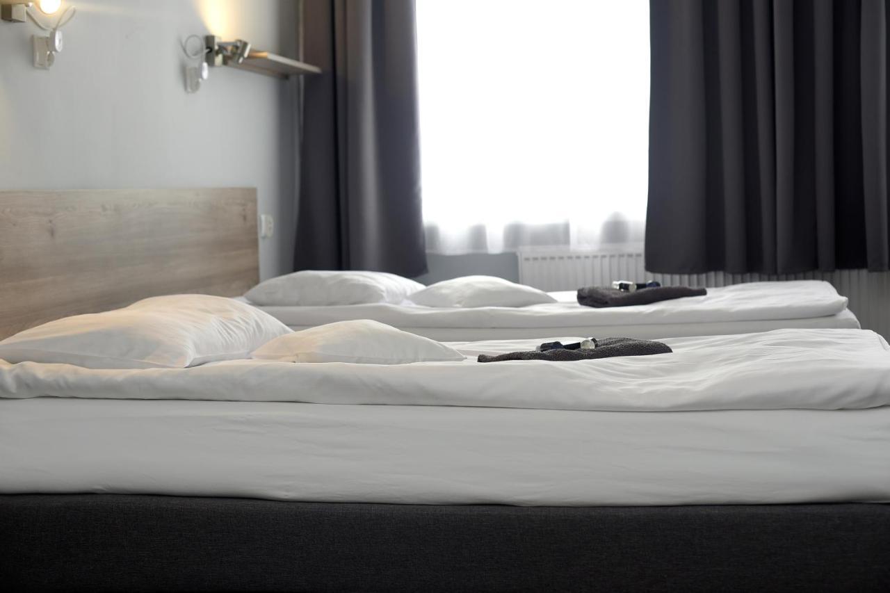 Września Hostel Helios מראה חיצוני תמונה