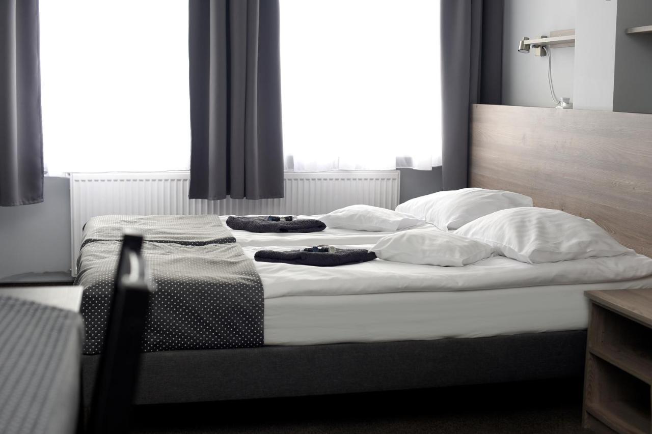 Września Hostel Helios מראה חיצוני תמונה