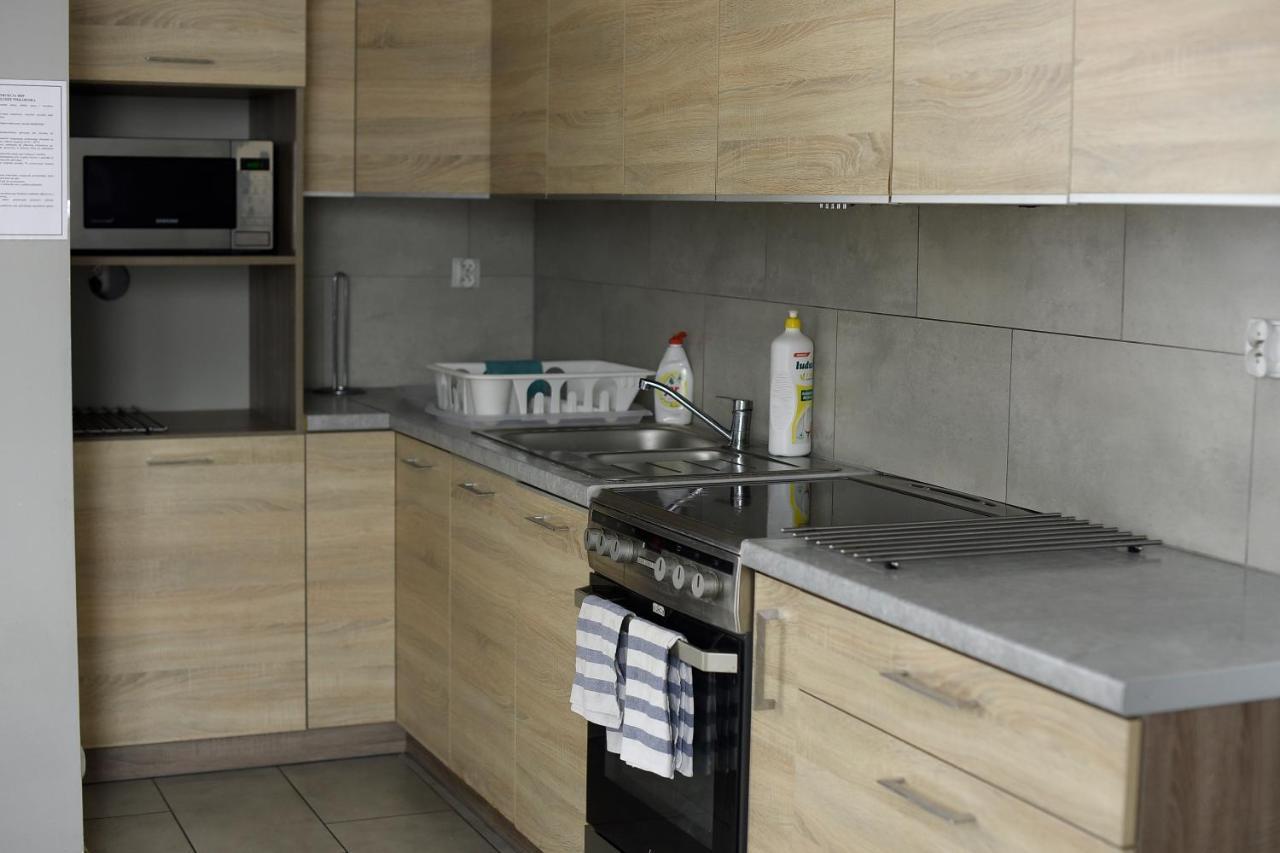 Września Hostel Helios מראה חיצוני תמונה